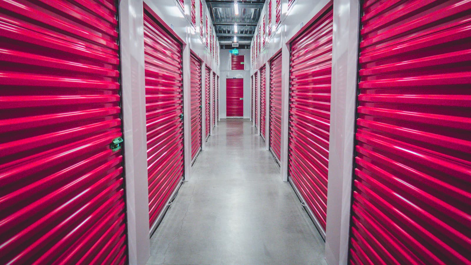 Tijdelijke opslag in self-storage faciliteit